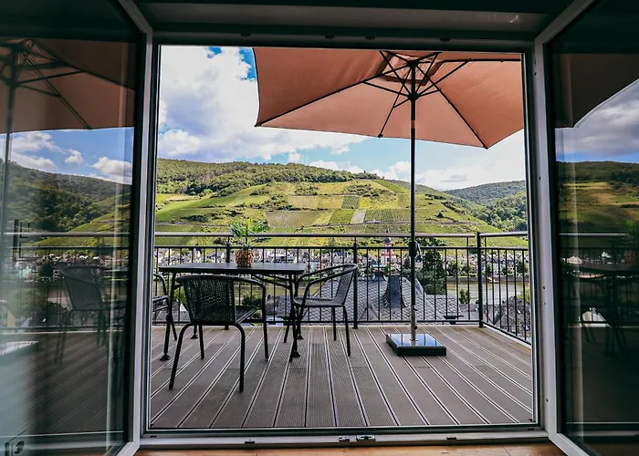 Sky Apartment, Blick Zur Mosel, Grosser Balkon, Kaffeemaschine, Smart Tv